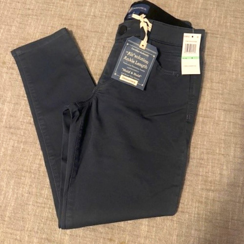 NWT-Democracy "Ab"solution Ankle Length Colored Jegging, Size 8